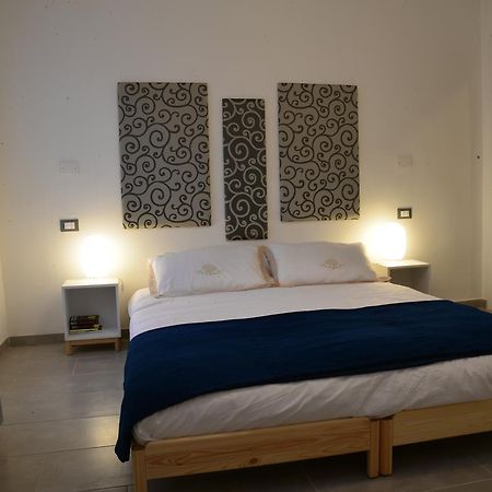 Le Stanze Di Lavi Otel Ferrara Dış mekan fotoğraf
